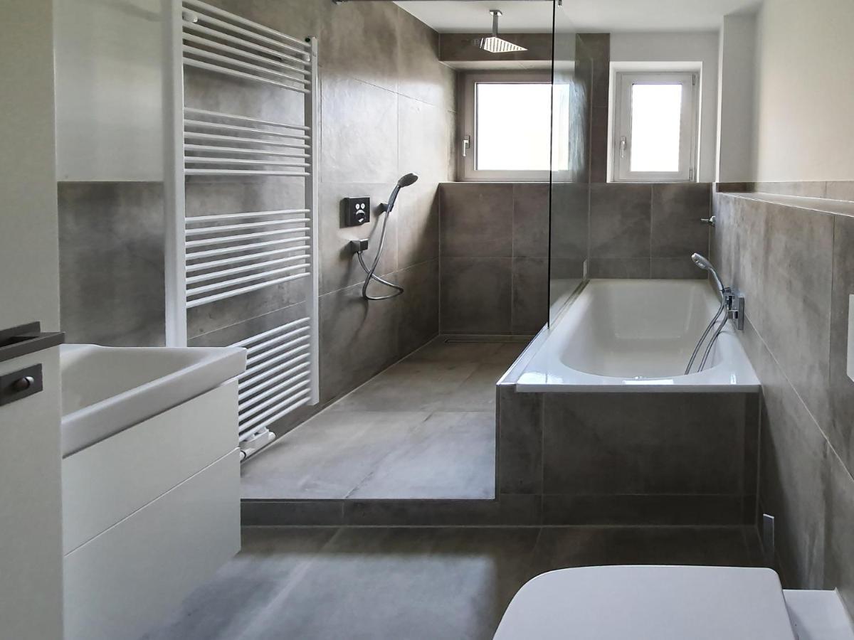 Graf-Adolflux Apartment Dusseldorf Ngoại thất bức ảnh