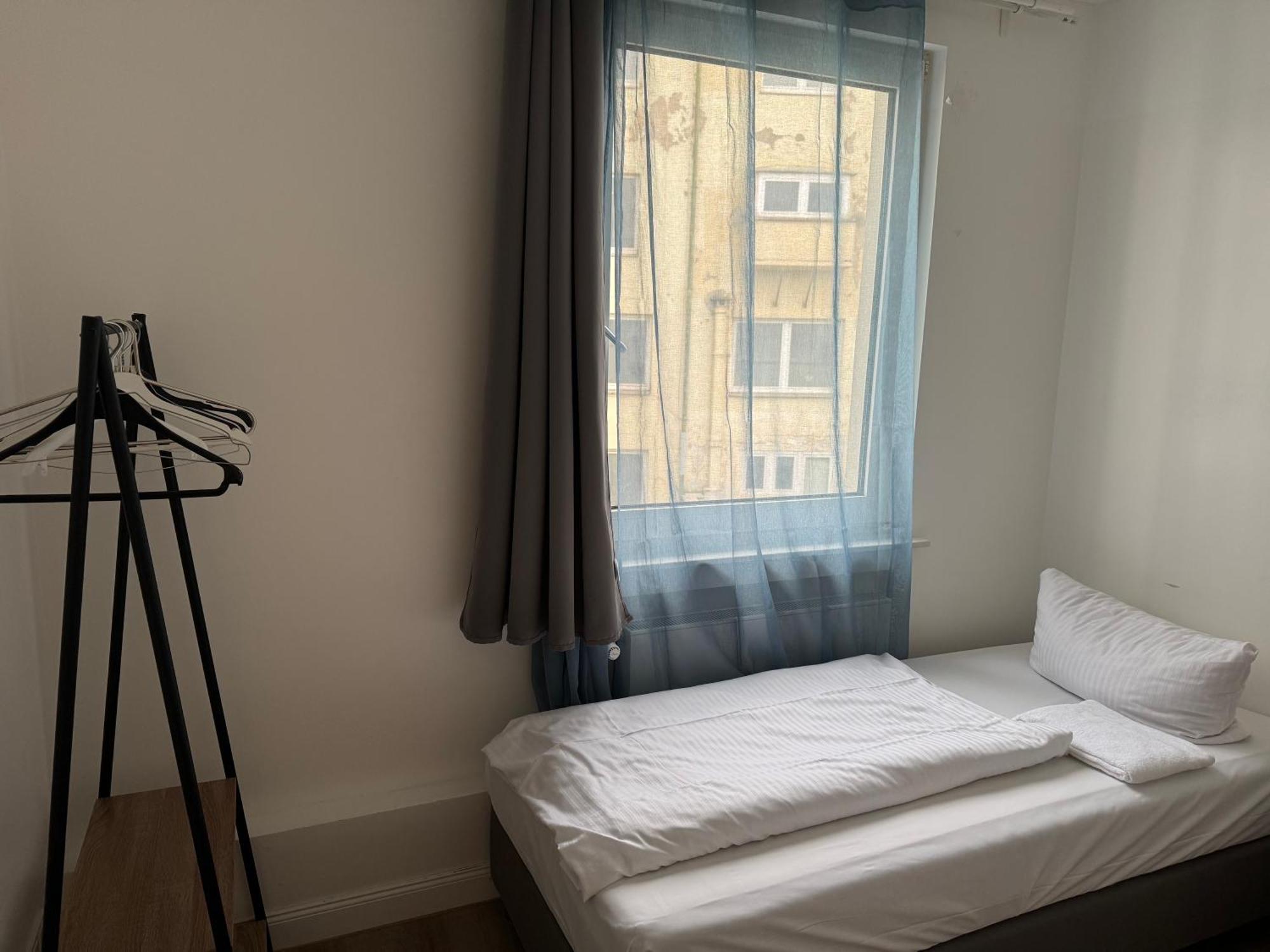 Graf-Adolflux Apartment Dusseldorf Ngoại thất bức ảnh