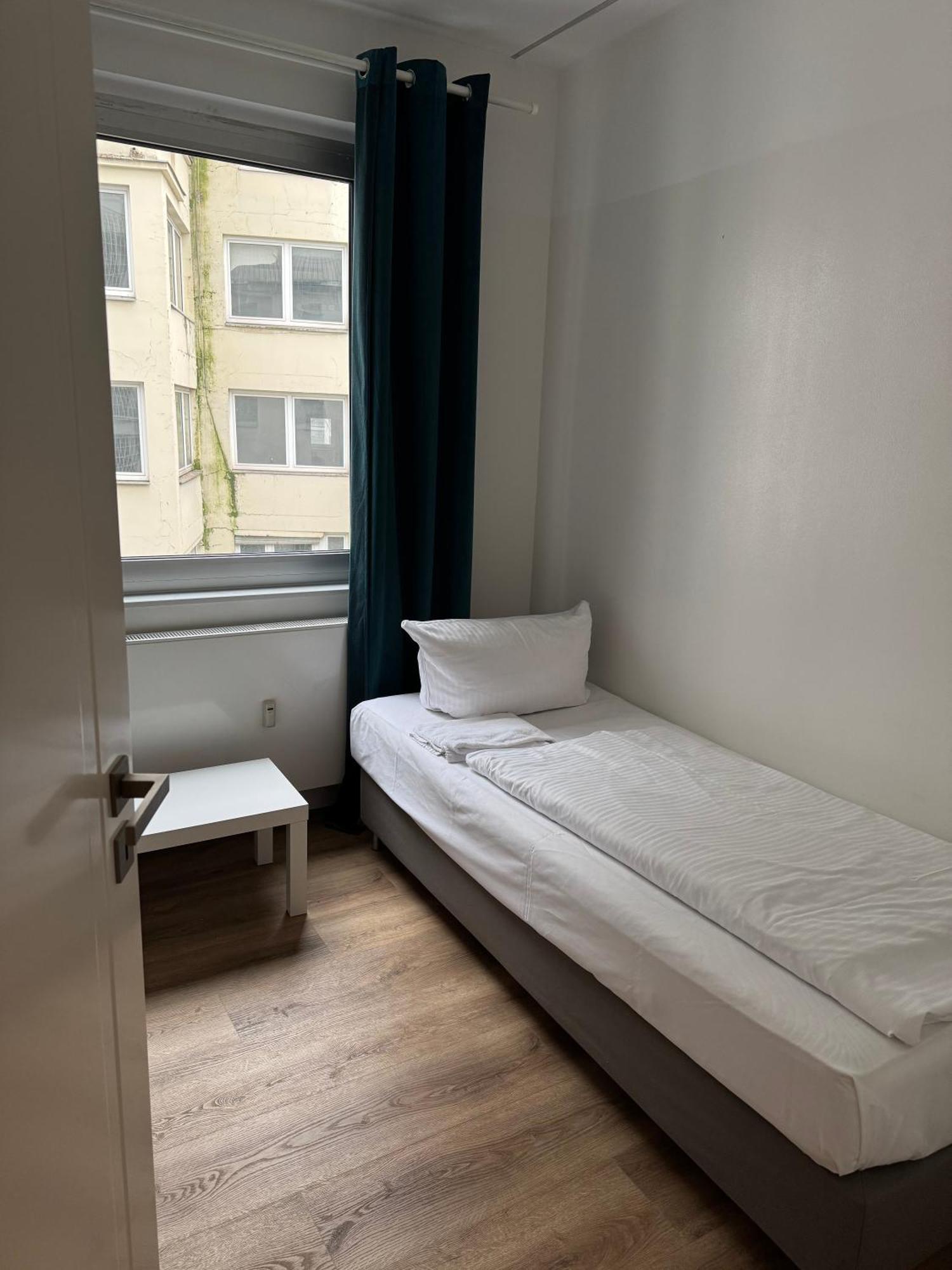 Graf-Adolflux Apartment Dusseldorf Ngoại thất bức ảnh