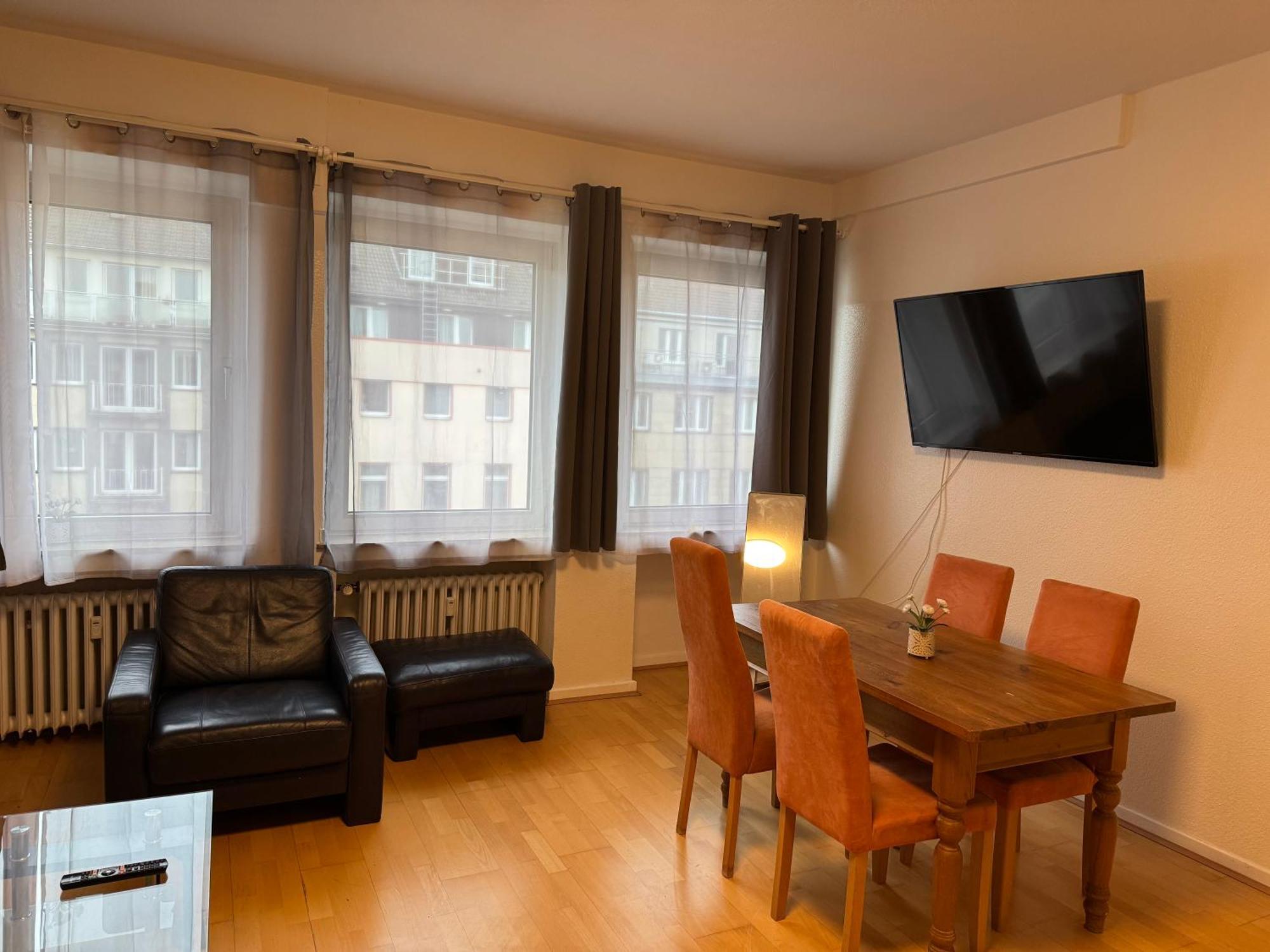 Graf-Adolflux Apartment Dusseldorf Ngoại thất bức ảnh