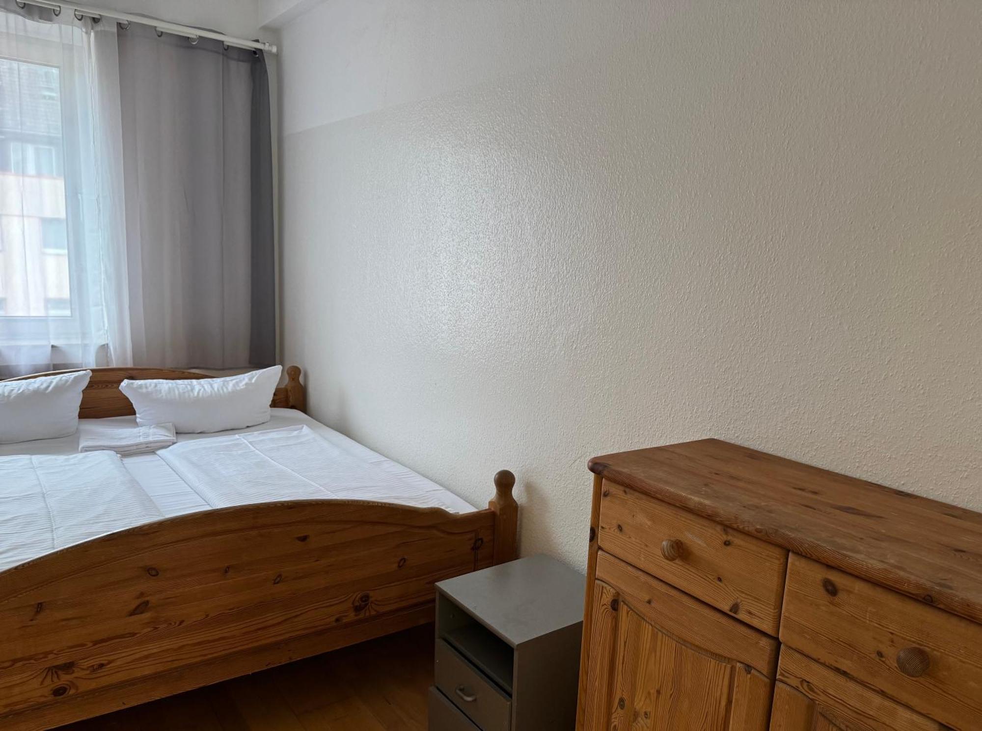 Graf-Adolflux Apartment Dusseldorf Ngoại thất bức ảnh